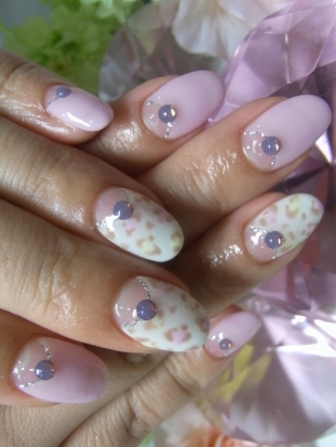 New Girly Nail Art Ideas for Summer