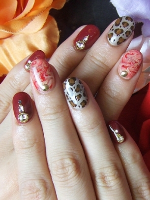 Animal Print Nail Art Ideas for Summer