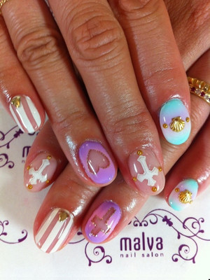 Best Color Nail Polish for Tan Skin