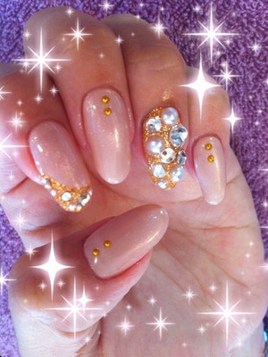 Best Color Nail Polish for Tan Skin