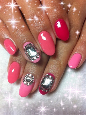 Best Color Nail Polish for Tan Skin