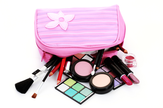 Best Summer Vacation Makeup Kit for a Gorgeous Look