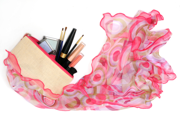 Best Summer Vacation Makeup Kit for a Gorgeous Look