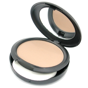 Best MAC Foundations for Oily Skin