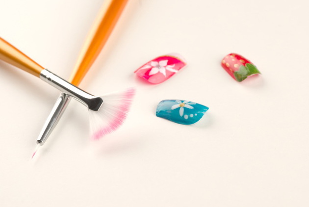 Basic Nail Design Tools for DIY Nail Art