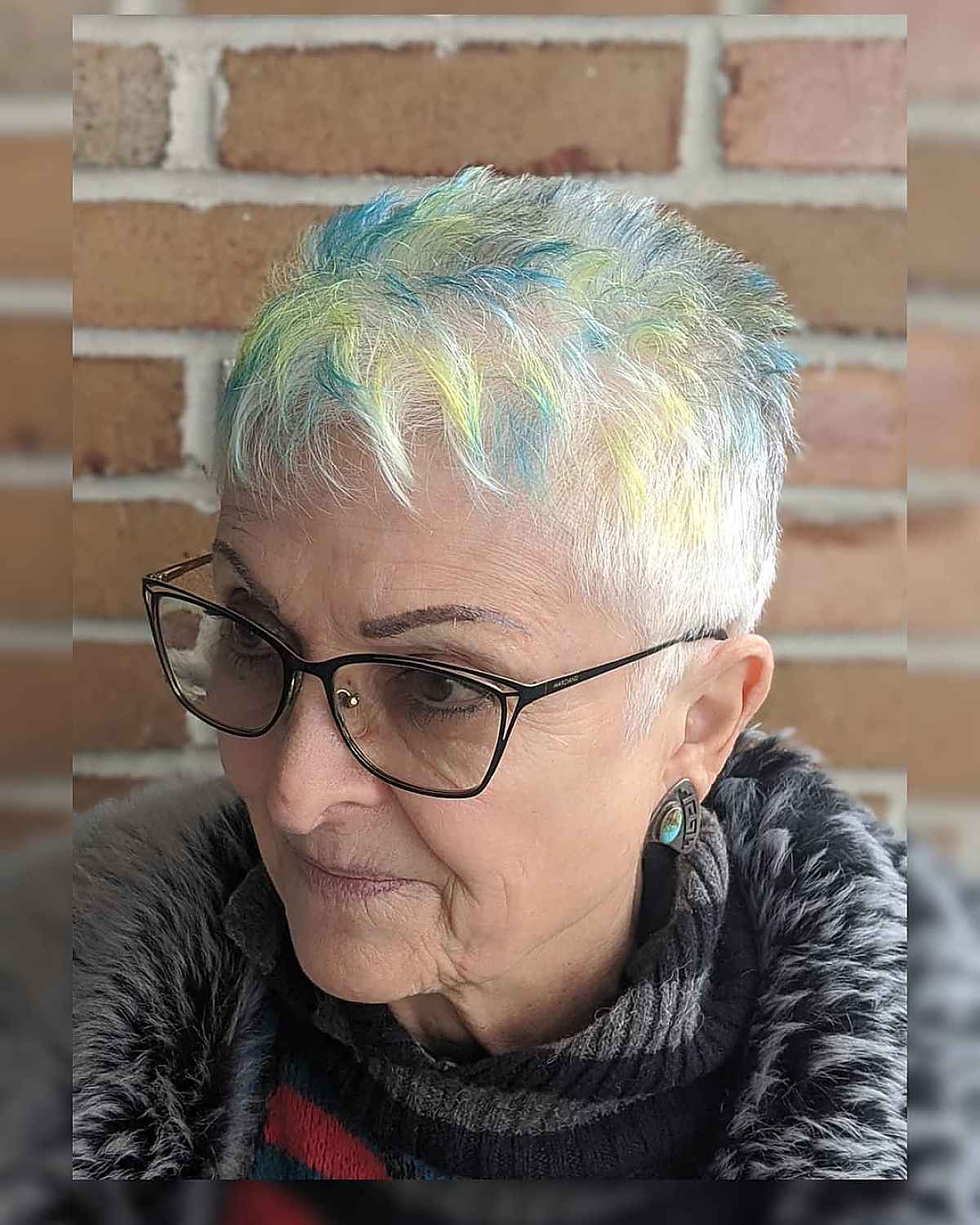 27 Short Spiky Haircuts for Women Over 60 with Sass