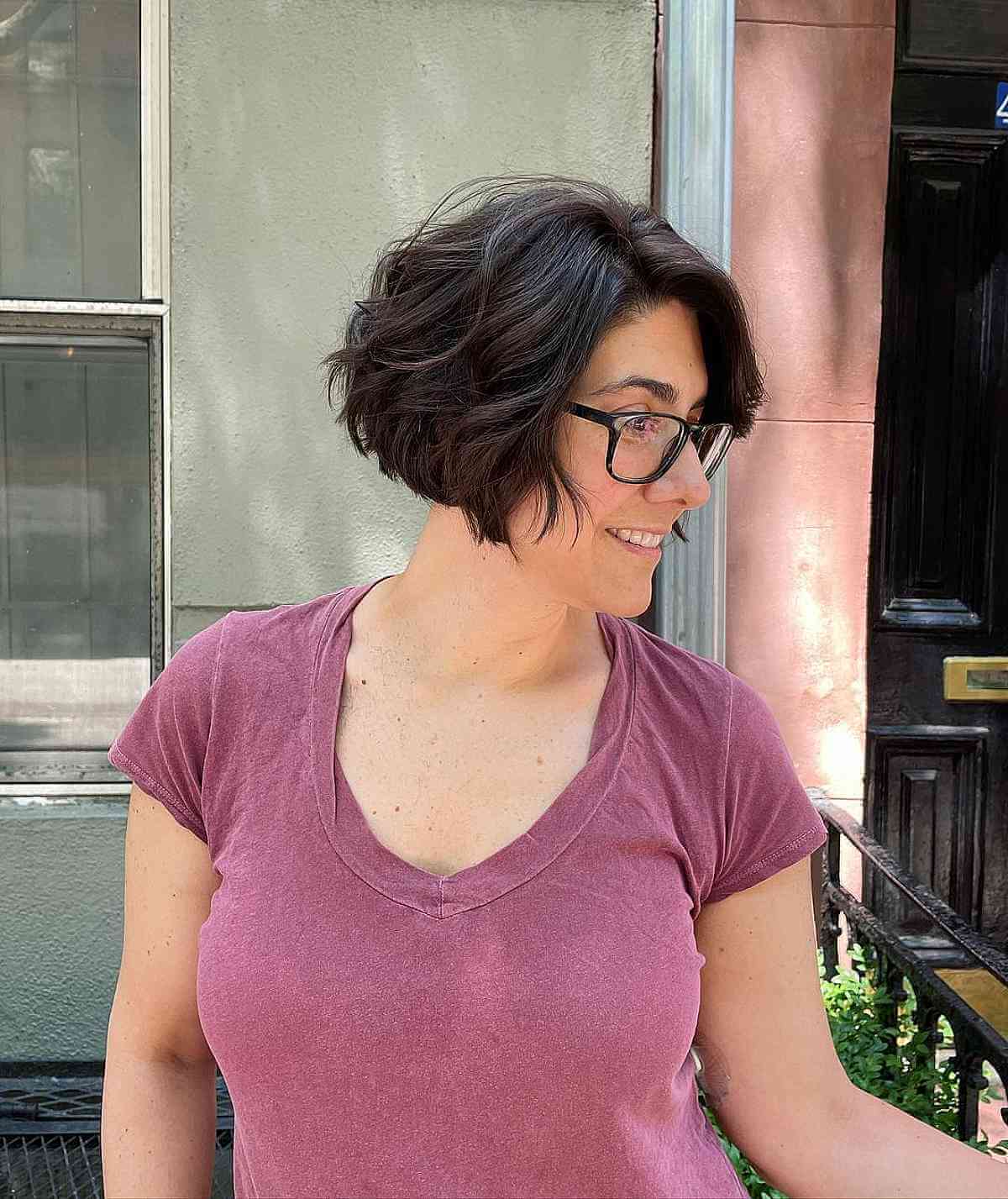 16 Edgy Jaw-Length Choppy Bobs Women Are Getting Right Now