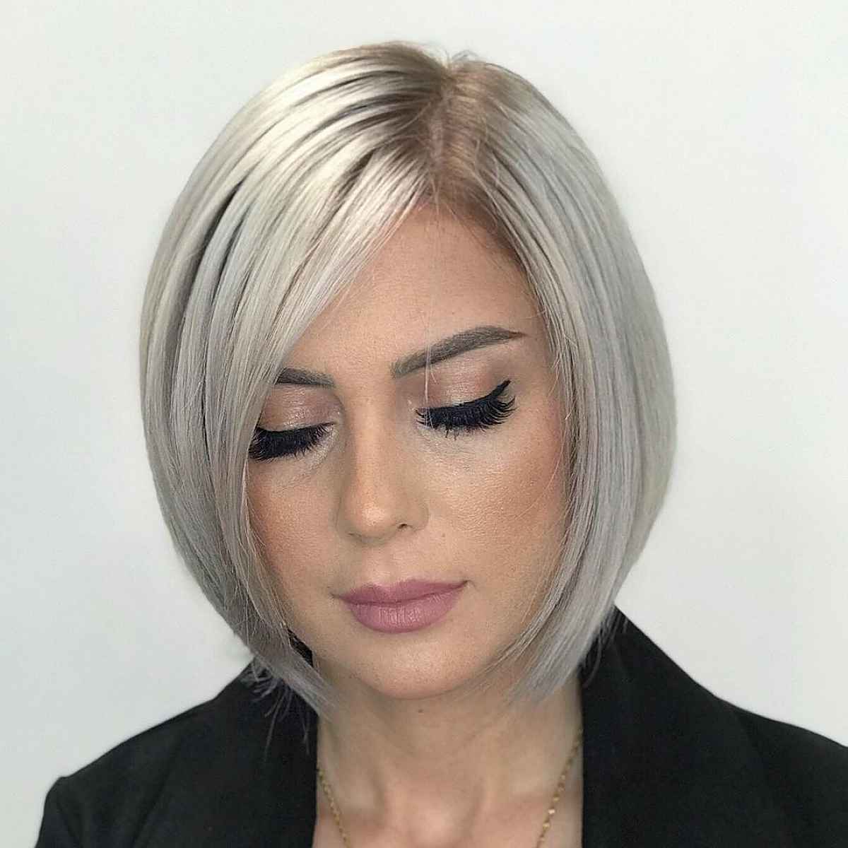 55 Straight Bob Haircut Ideas for a Simple &amp; Chic Look