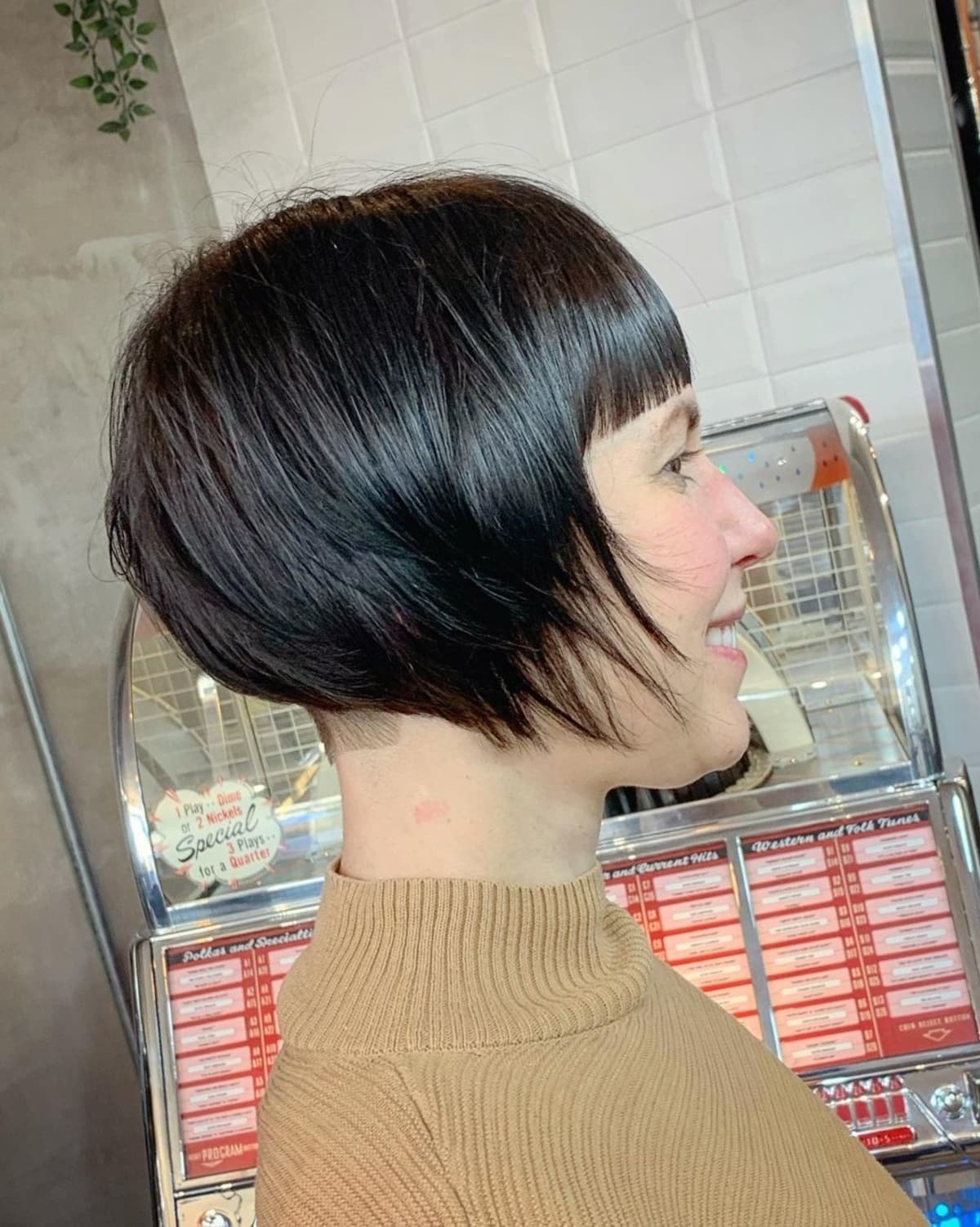 29 of the Best Angled Bob with Bangs Haircuts in 2023