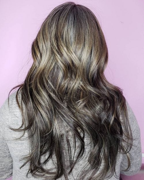 35 Prettiest Ways to Have Dark Hair with Blonde Highlights