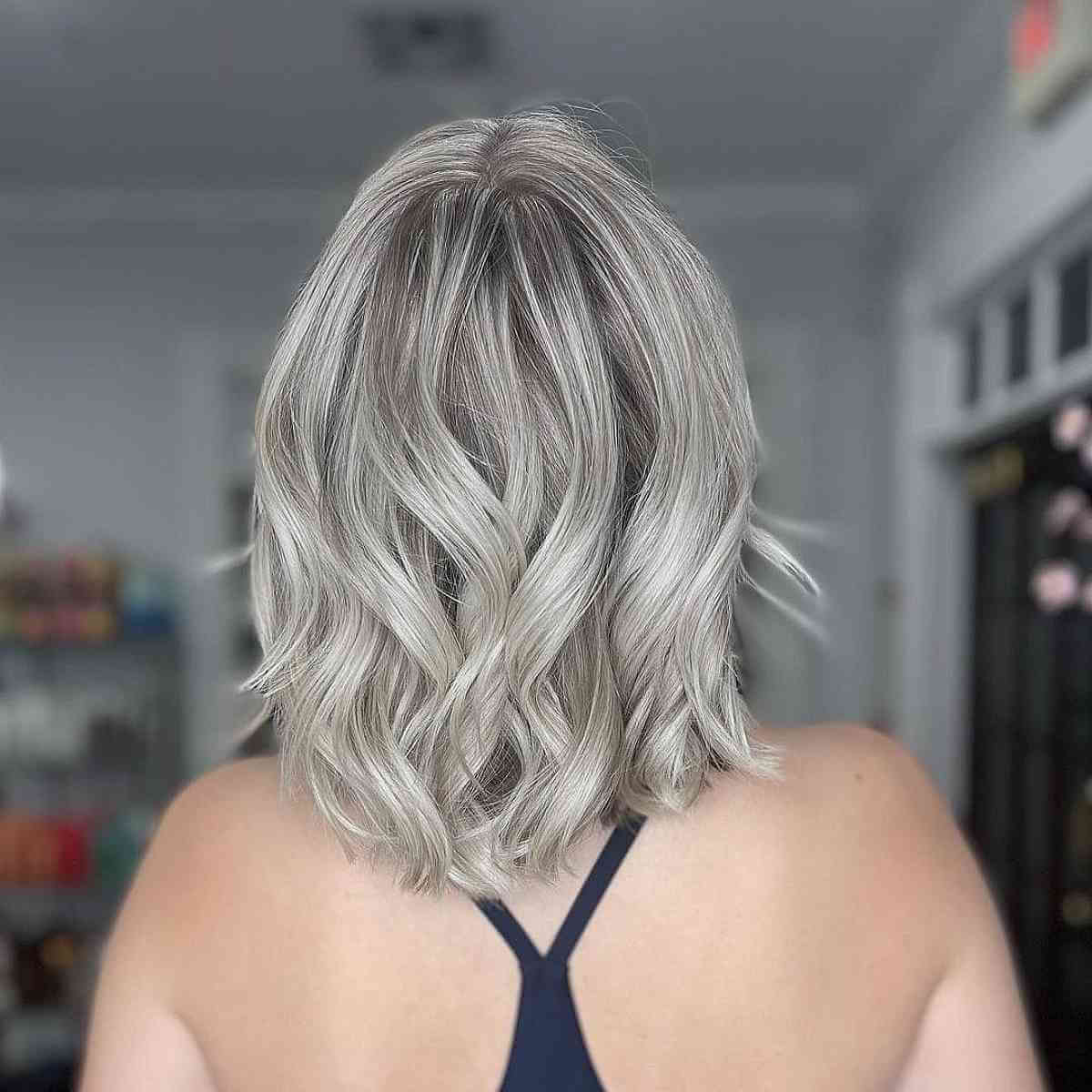 19 Stunning Platinum Blonde Balayage Hair Color Ideas