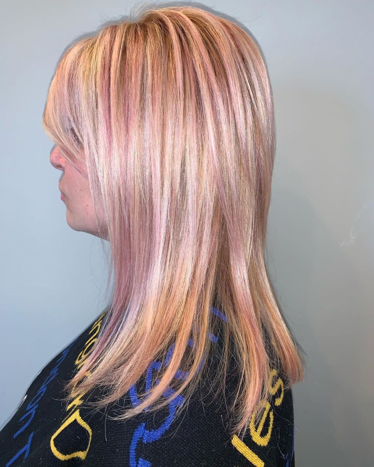 23 Prettiest Ways to Get Rose Gold Highlights for Every Hair Color