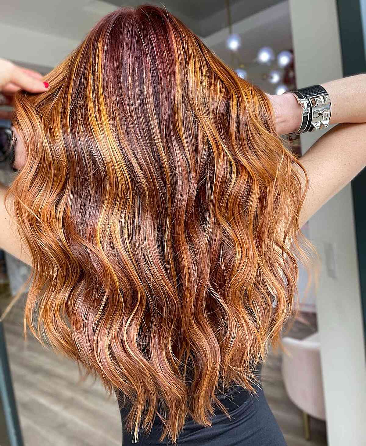 28 Trendy Ways to Pair Red Hair with Highlights (Photos)