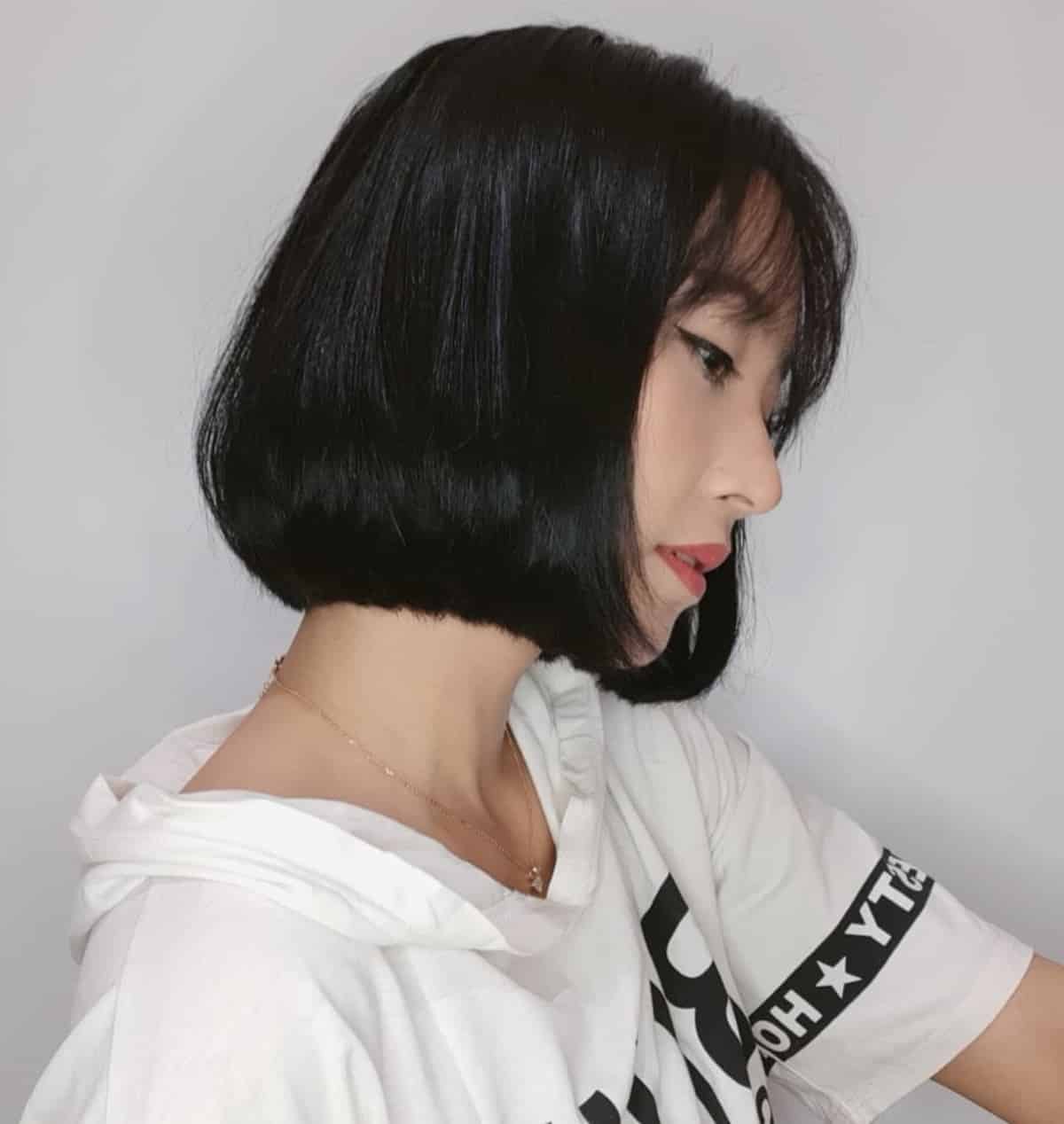 53 Best Short Blunt Bob Haircuts Ideas For Women of All Ages