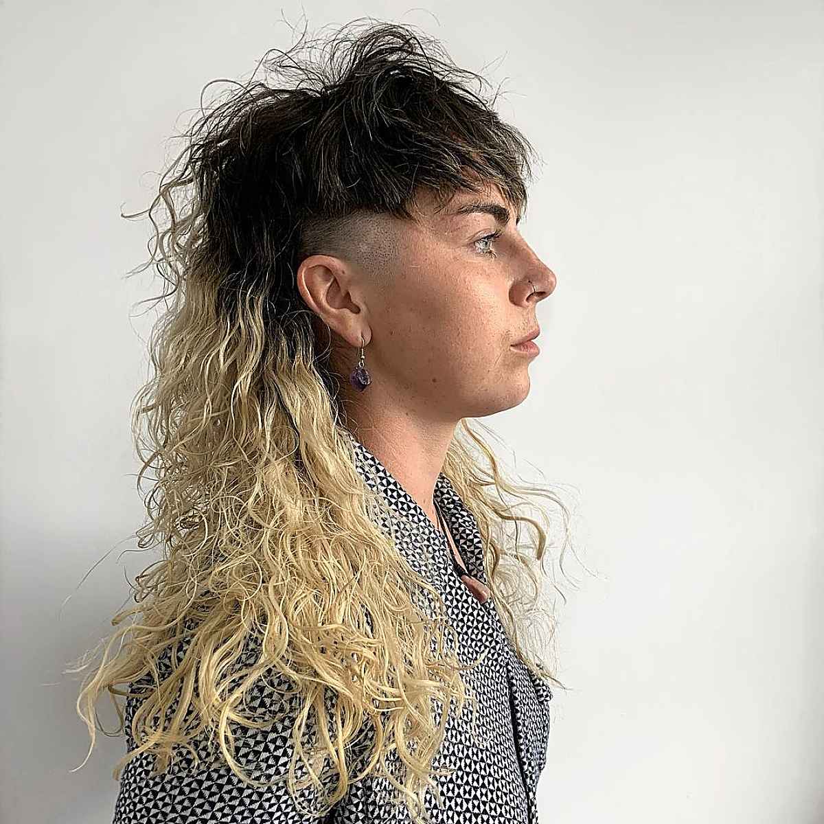 28 Modern Mullet Hairstyles for Girls with Curly Hair