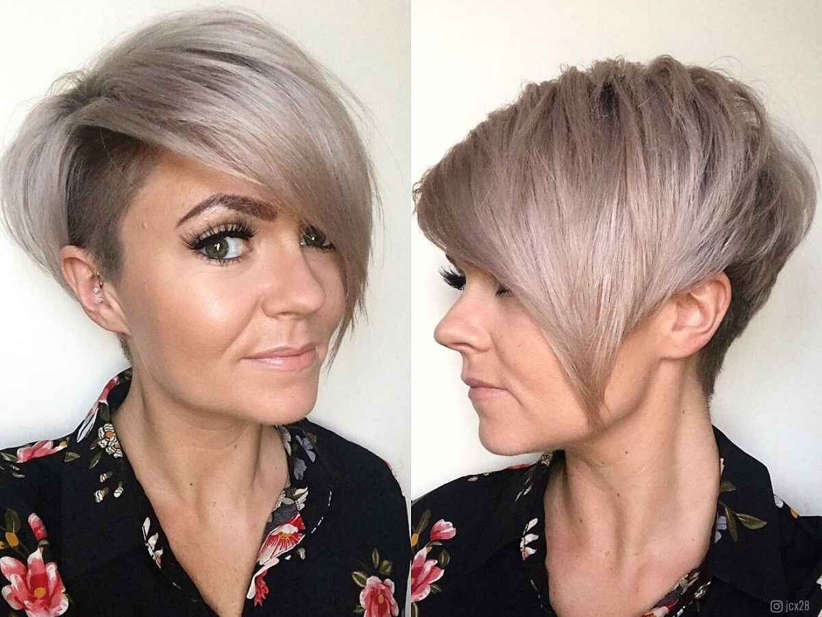 61 Sexiest Short Hairstyles for Women Over 40 in 2023