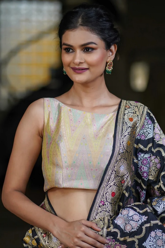 15 Latest Boat Neck Blouse Designs to Elevate Your Style 2025