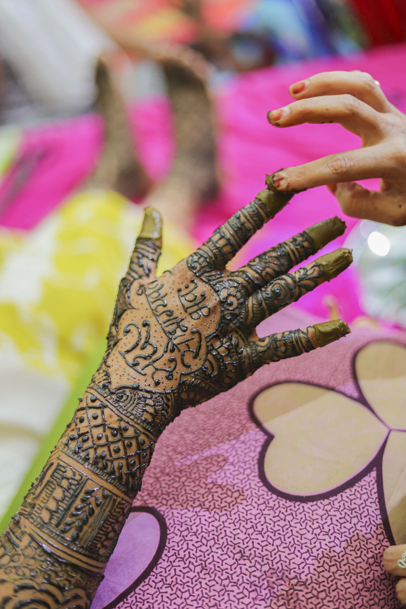 40+ Trendy Back Hand Mehndi Designs for Modern Brides