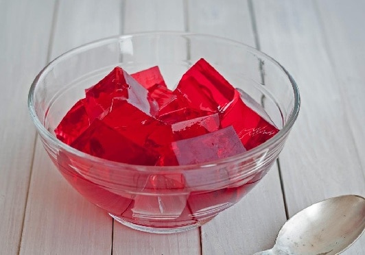 8 Natural Ways to Remove Upper Lip Hair at Home