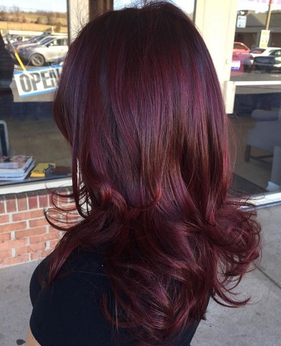 15 Different Burgundy Hair Color Shades Available in India 2025