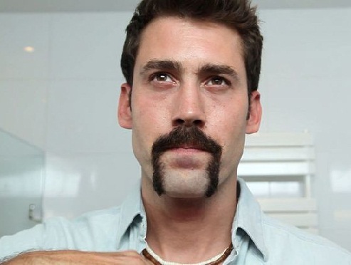 15 Beard Styles According to Face Shapes : Round, Oval, Etc..