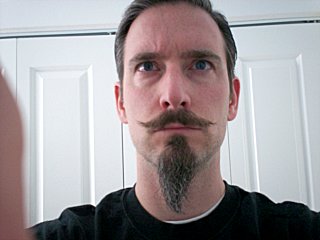 15 Beard Styles According to Face Shapes : Round, Oval, Etc..