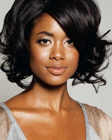 15 Different Types of Wavy Bob Hairstyles for All Face Shapes