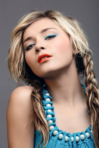 9 Braided Hairstyles for Medium Hair to Adopt the Fashion