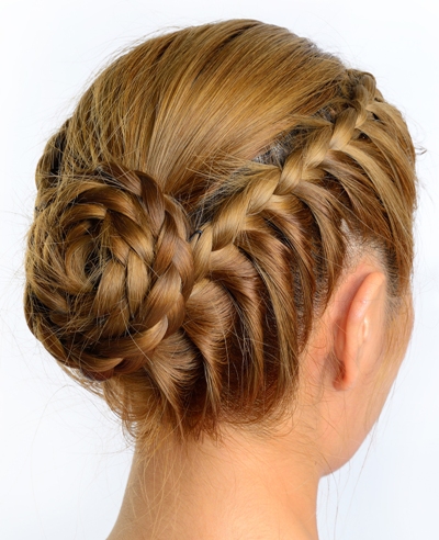 9 Braided Hairstyles for Medium Hair to Adopt the Fashion