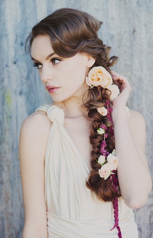 25 Trending Bridesmaid Hairstyles for Young Women