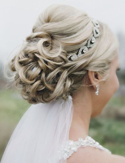 2024&#039;s Matching Bridal Hairstyles for Wedding Dress (75 Best)