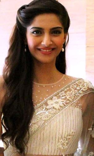 2024&#039;s Matching Bridal Hairstyles for Wedding Dress (75 Best)