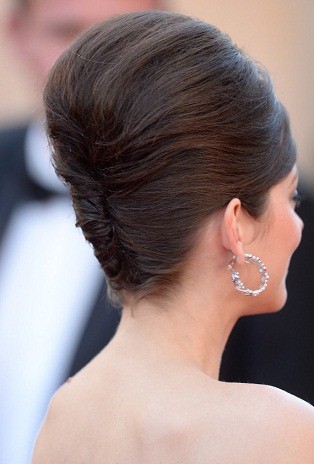 2024&#039;s Matching Bridal Hairstyles for Wedding Dress (75 Best)