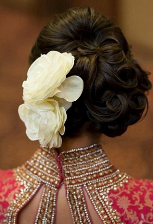 2024&#039;s Matching Bridal Hairstyles for Wedding Dress (75 Best)