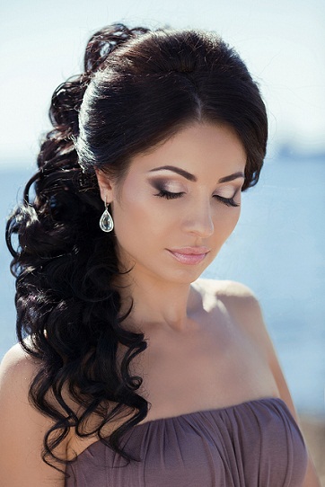 Top 9 Indian Christian Bridal Hairstyles | I Fashion Styles