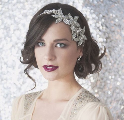 9 Easy and Cute Wedding Hairstyles for Short Hair Bride