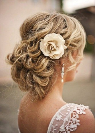 20 Messy Bun Pics to Inspire Your Look | I Fashion Styles