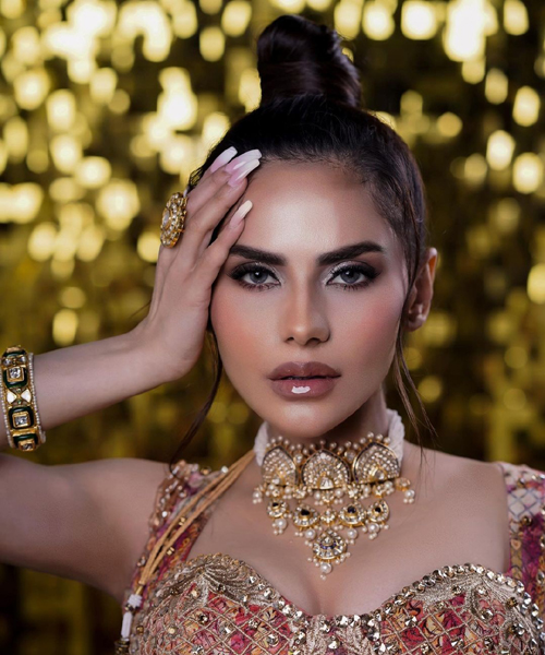 10 Gorgeous Indian Bun Pictures for Every Woman