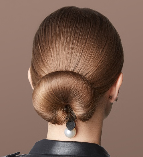 10 Inspiring Medium Hair Bun Hairstyles Picture Gallery