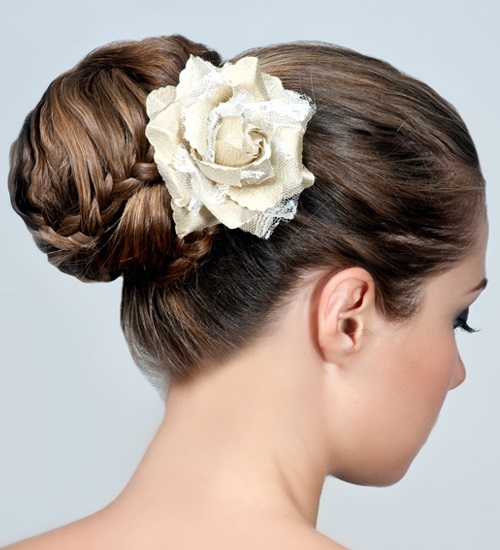 10 Stunning Chic Bun Hairstyles Pics for Fresh Inspiration