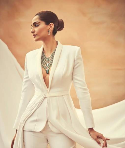 15 Ultimate Red Carpet Hairstyle Gallery for Women