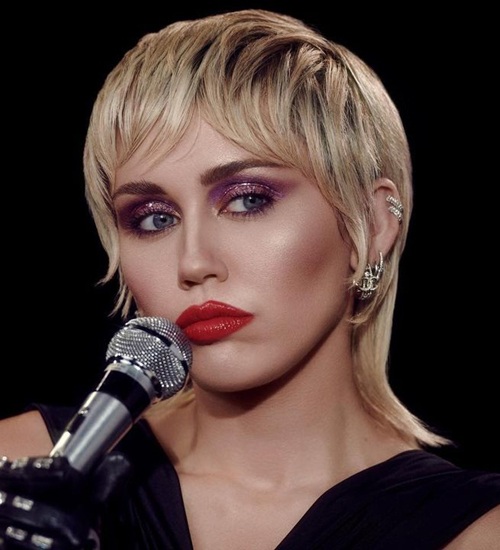 Top 15 Best Miley Cyrus Hairstyles for High Fashion | I Fashion Styles