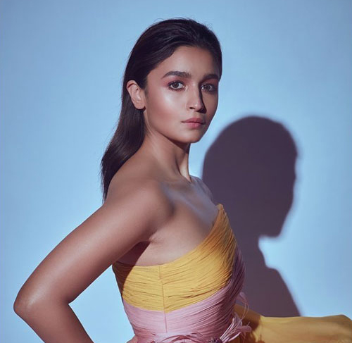 Alia Bhatt Hair Looks: 15 Best Iconic Hairstyles of Alia Bhatt