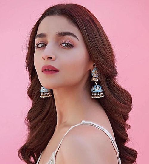Alia Bhatt Hair Looks: 15 Best Iconic Hairstyles of Alia Bhatt