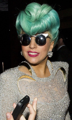 9 Popular Lady Gaga Hairstyles to Glam Up Your Look