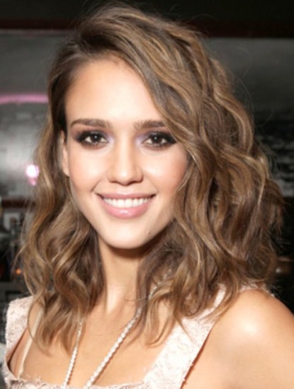 10+ Best Jessica Alba Hairstyles/Haircuts Over the Years