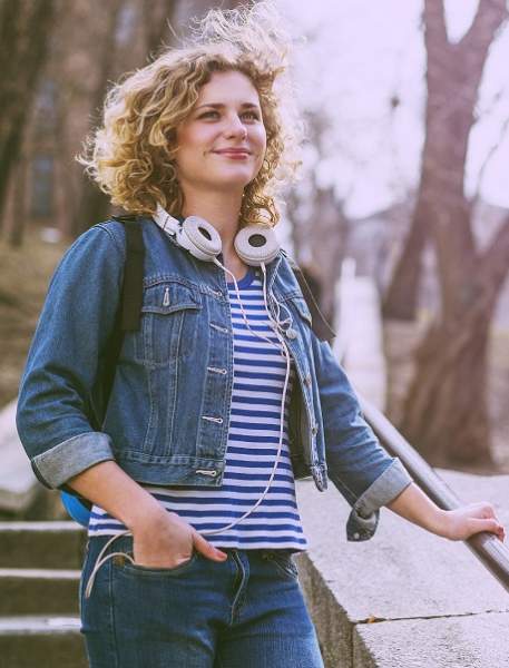 9 Best and Stylish Short Curly Hairstyles for Women | I Fashion Styles