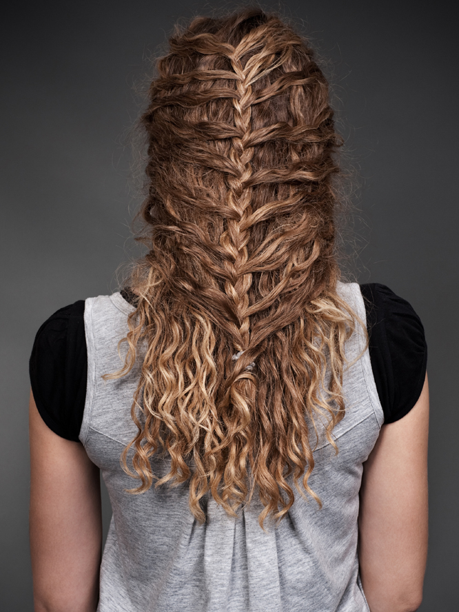 15 Latest and Cute Long Curly Hairstyles for Women