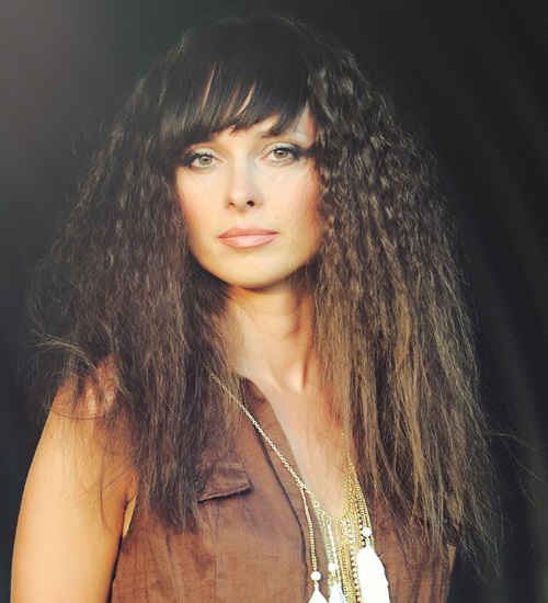 50 Different Hairstyles for Natural Curly Hair Women 2025