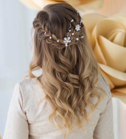 50 Different Hairstyles for Natural Curly Hair Women 2025